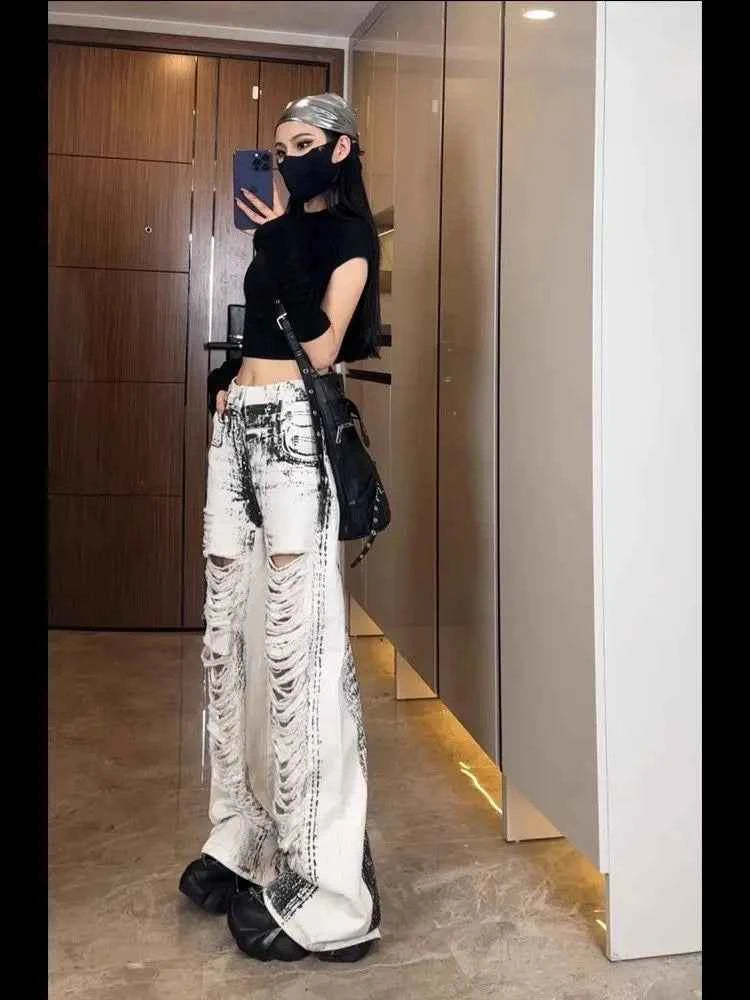 Vintage Women Streetware Ripped Denim Jeans