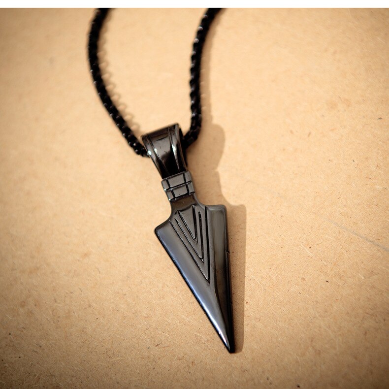 Spear Point Necklace