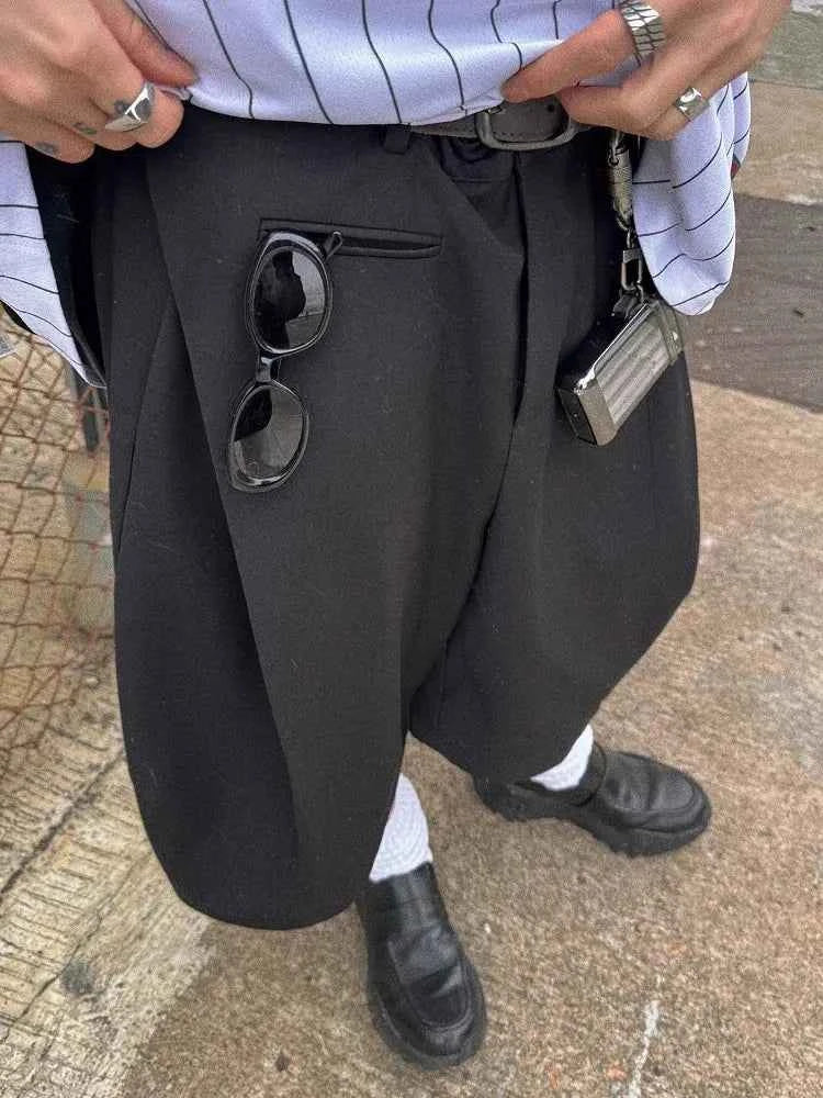 Black Soft Knee-Length Wide-Leg jorts