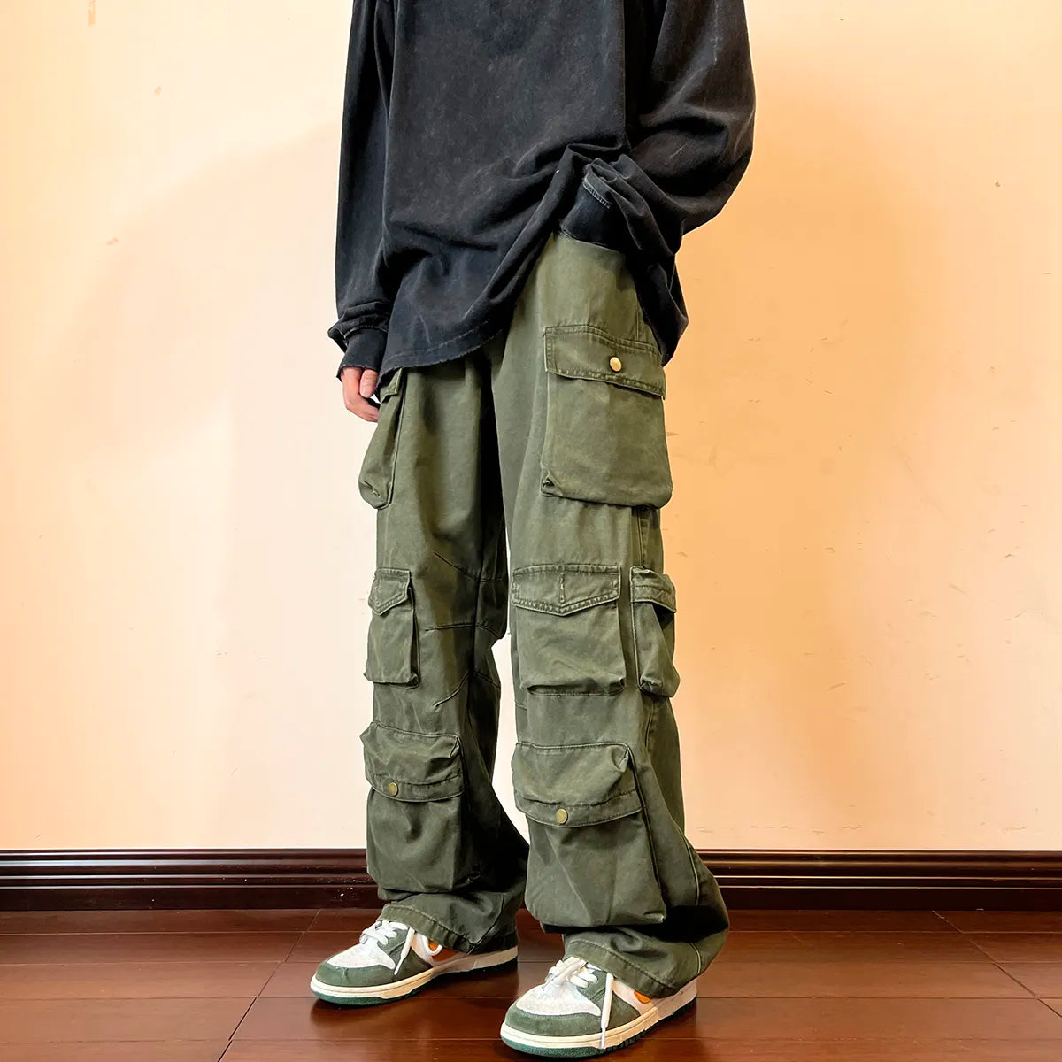 Baggy Style Multi-pockets Tooling Pants