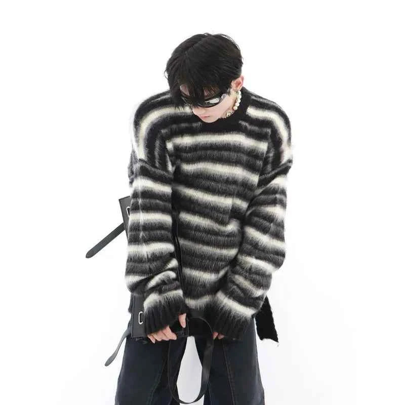 Versatile American Stripe Round Neck Sweater