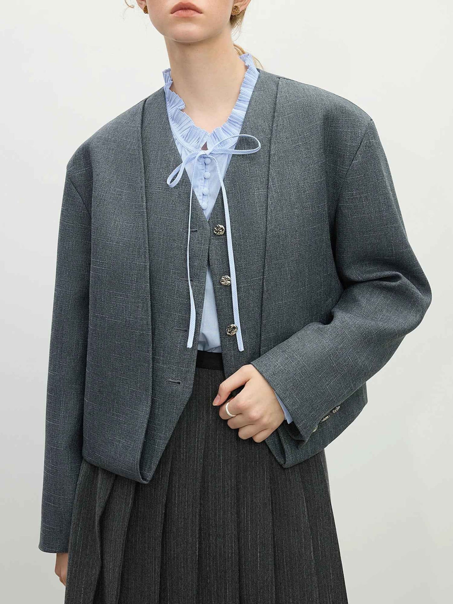 Chic Exquisite Minimalist V-Neck Cardigan