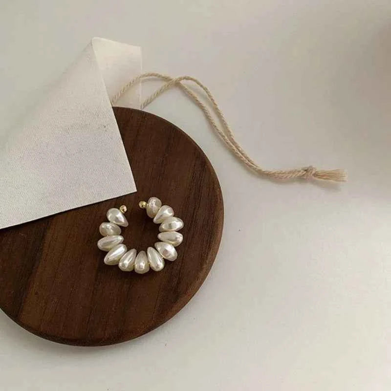 Stylish Pearl Clip Non-Pierced Earrings