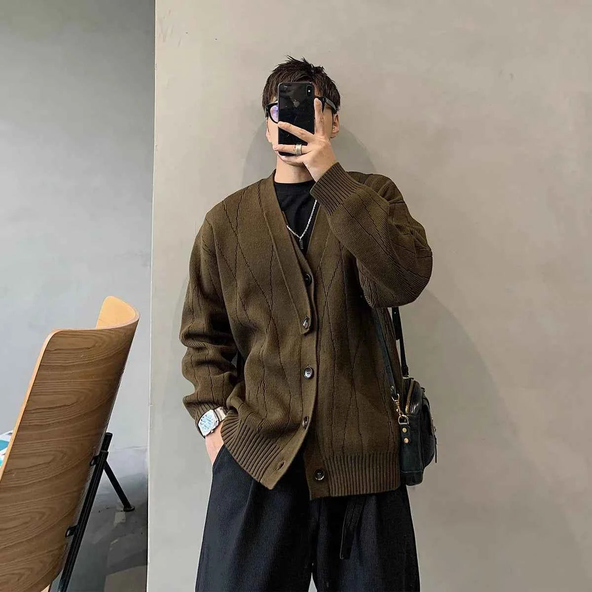Men's Stylish Luxury Knitted Solid Color Cardigan