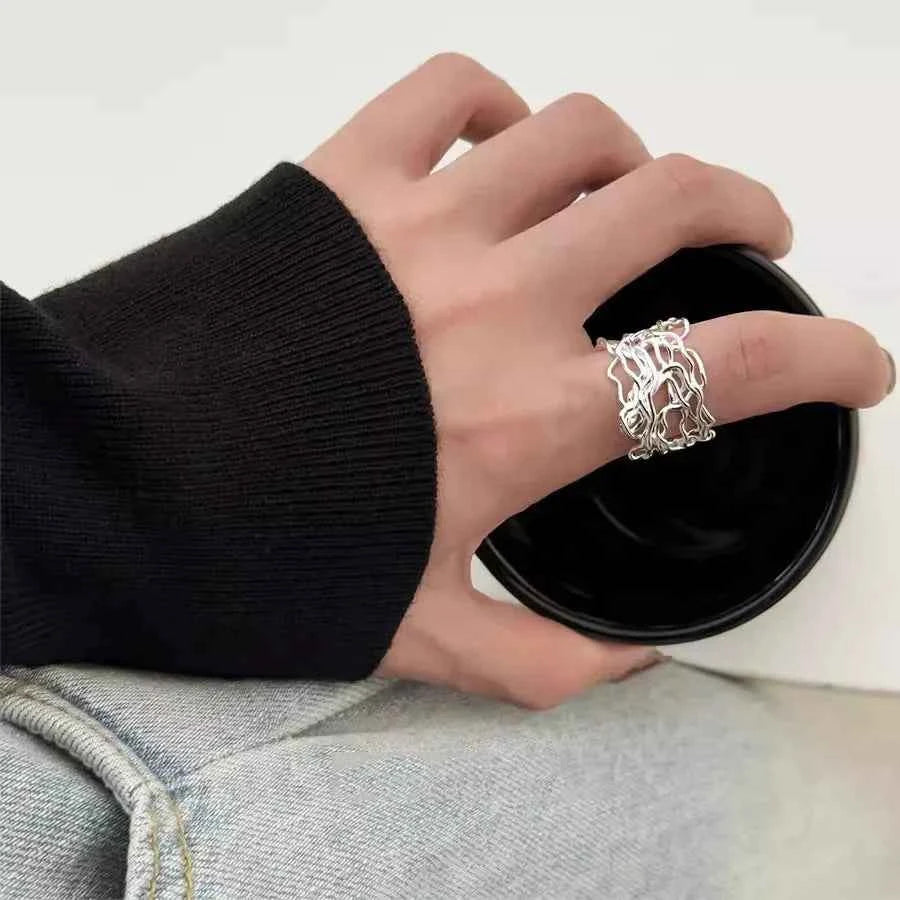 Aesthetic Creative Geometric Hollow Rings