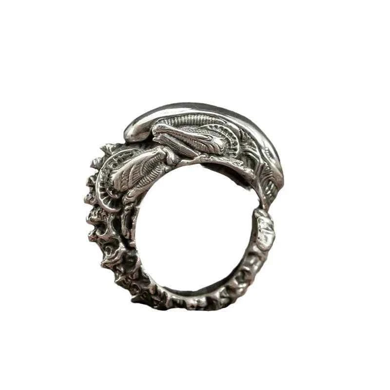 Adjustable Retro Skull Alien Ring