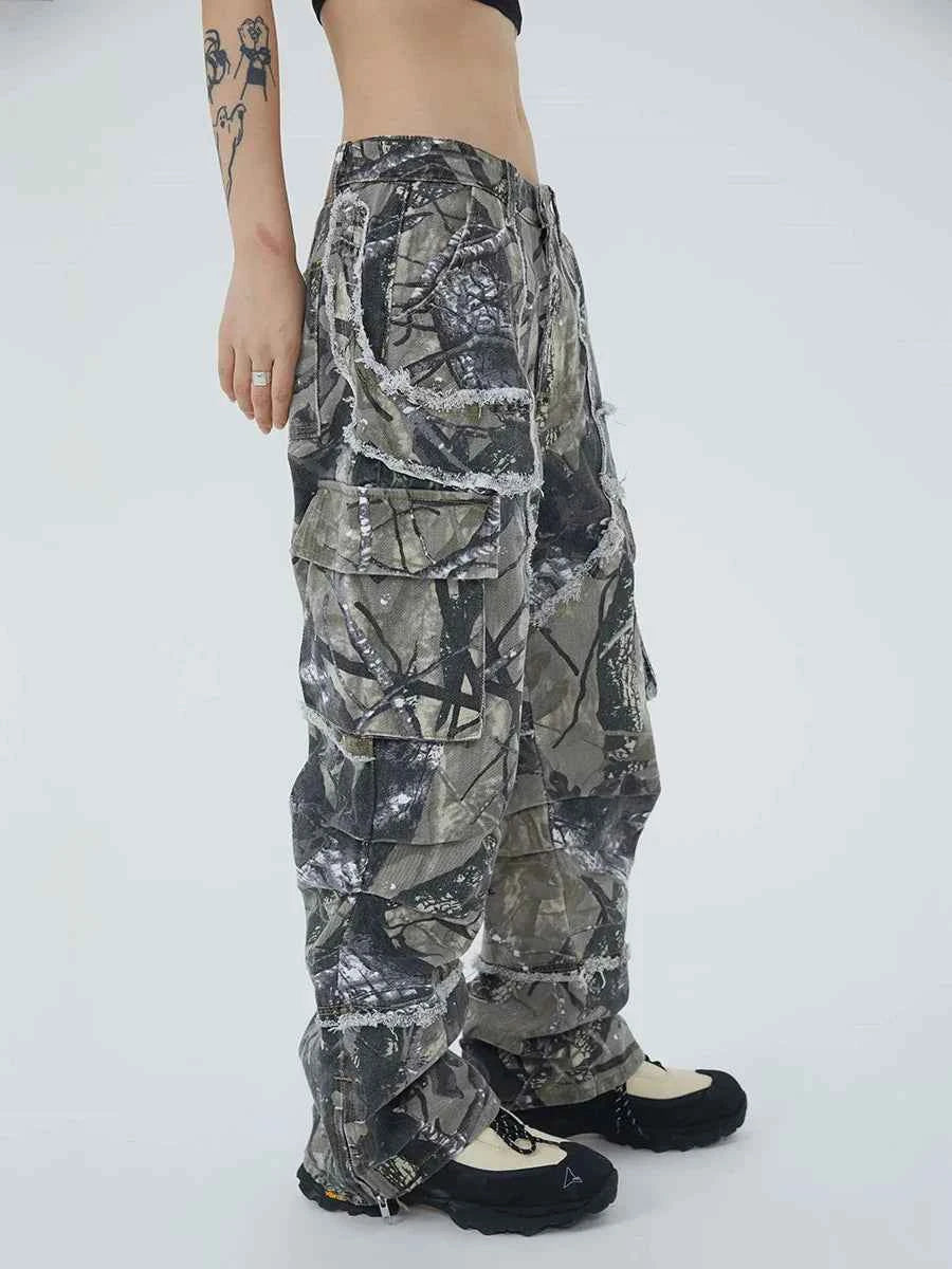 Stylish Retro Camouflage Cargo Jeans