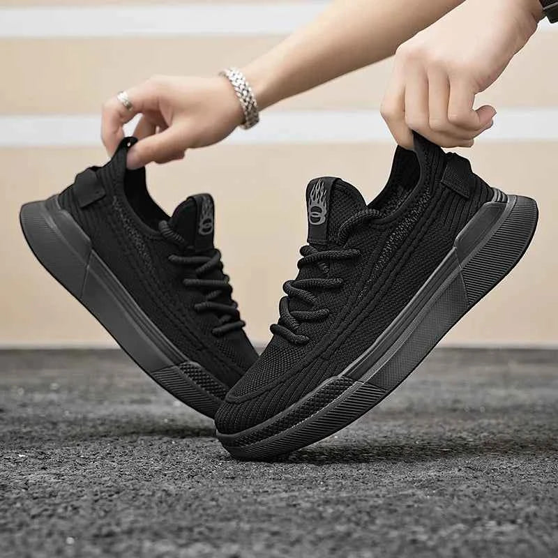 Breathable Soft Mesh Lace-Up Casual Sneaker