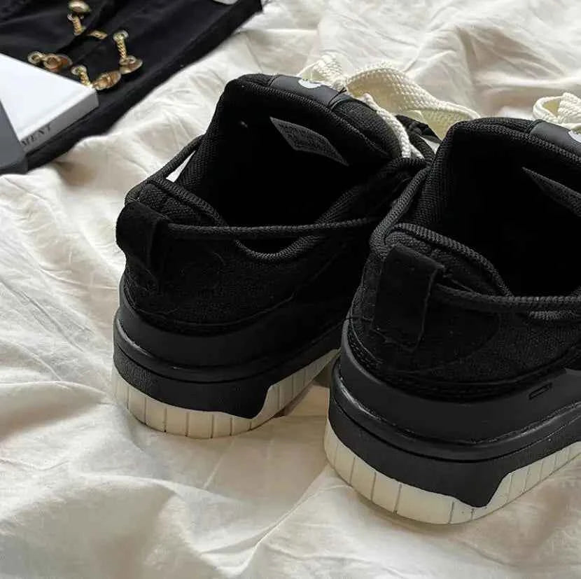 Designer Women Vulcanized Mesh Sneakers