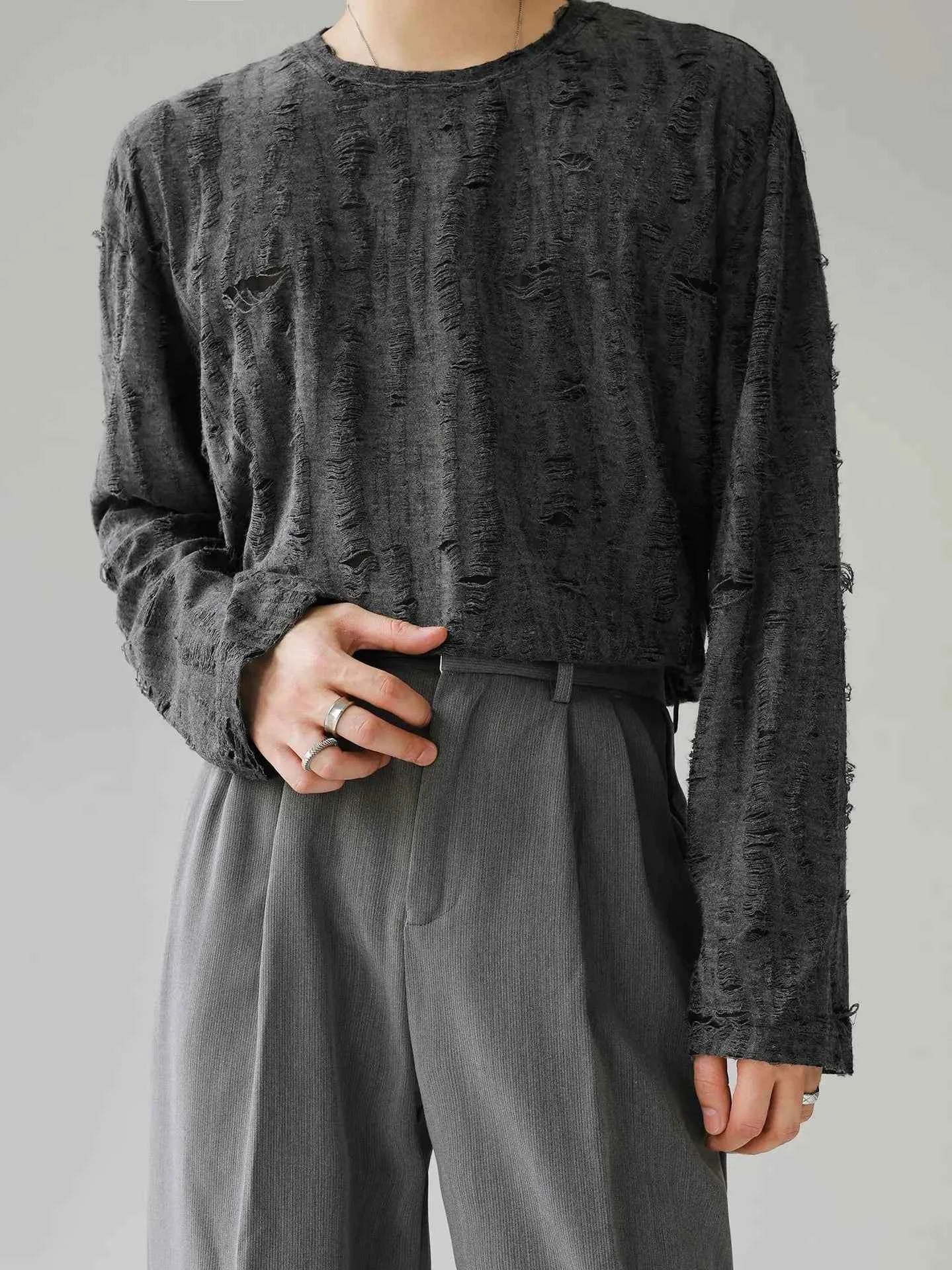 Breathable Retro Distressed Long Sleeve T-Shirt