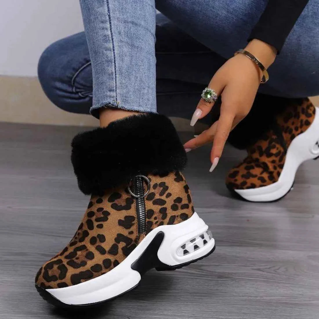 Warm Lace-Up Platform Snow Zipper Fur Boots
