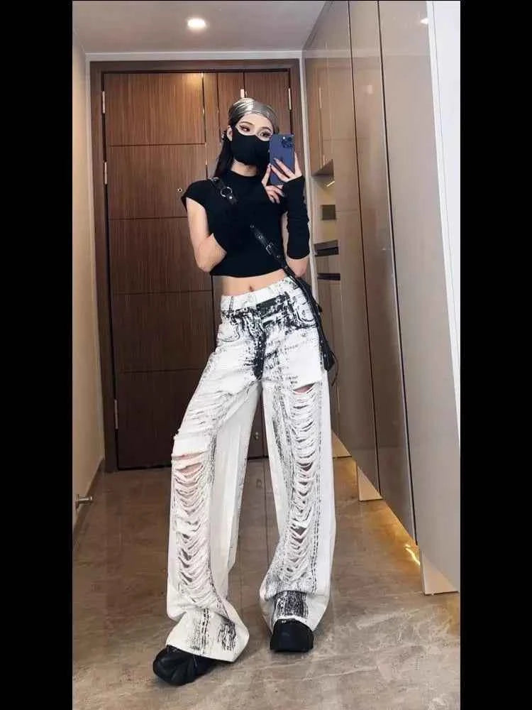Vintage Women Streetware Ripped Denim Jeans
