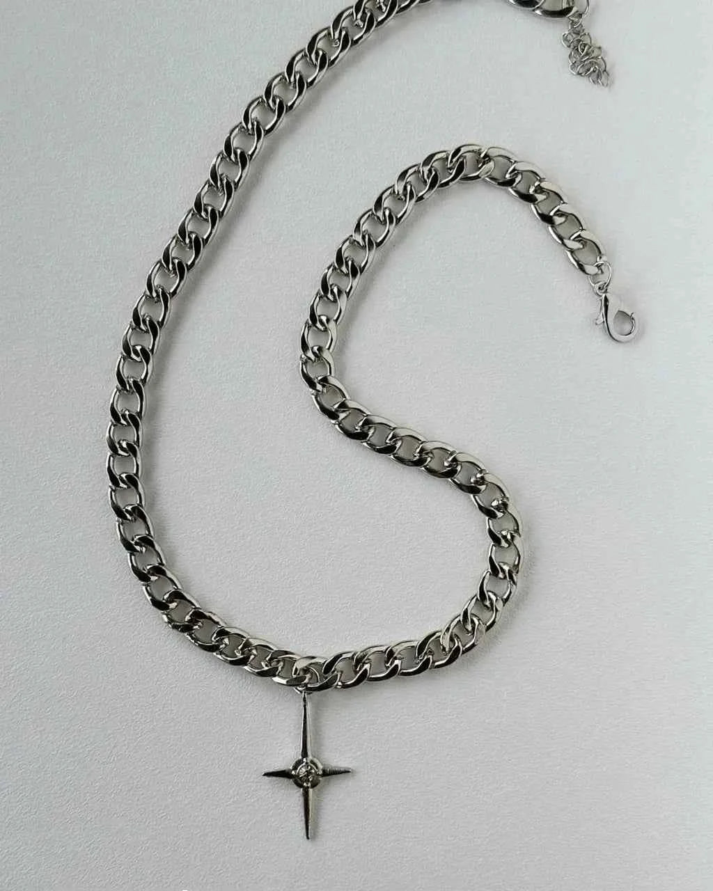 Vintage Punk Star Pendant Metal Necklace