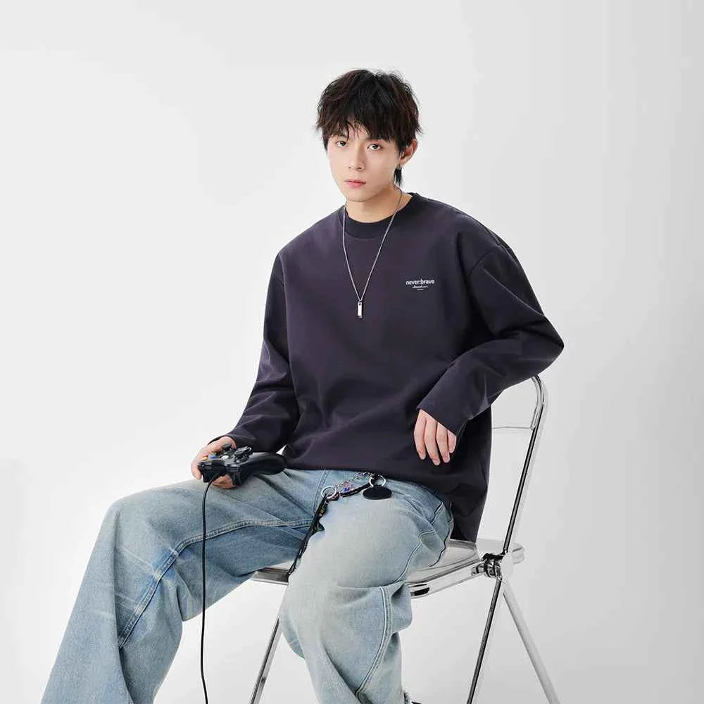 Minimalist Logo Detail Long Sleeve T-Shirt