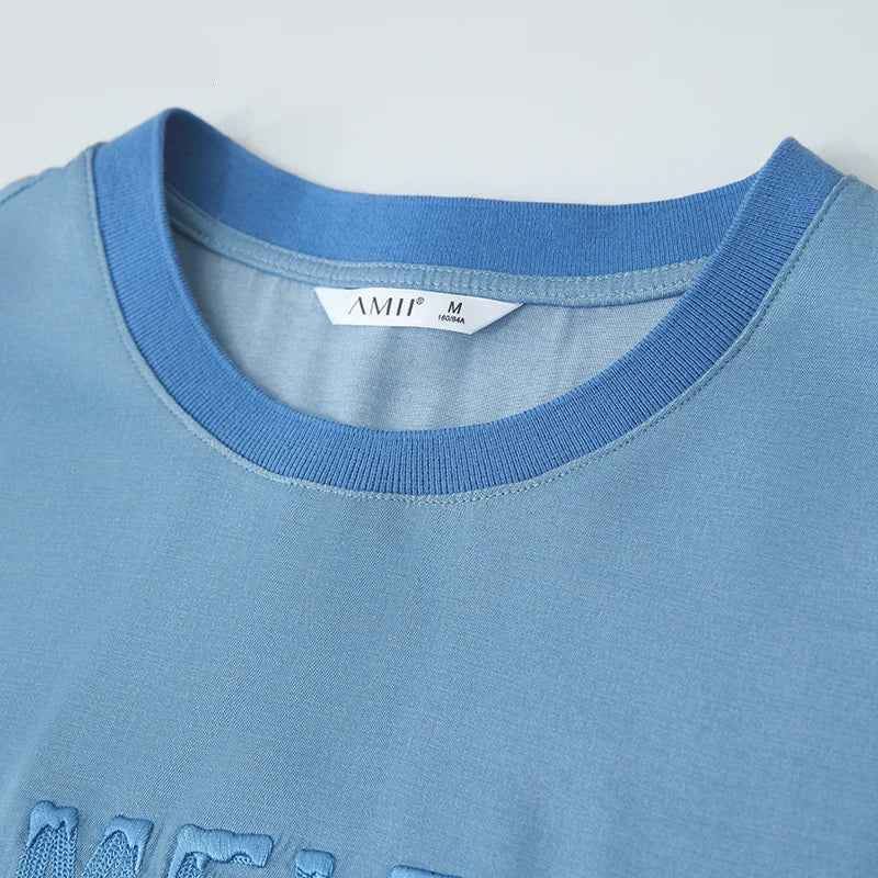 Minimalist Embroidered Loose Slim Colorblocked T-Shirt