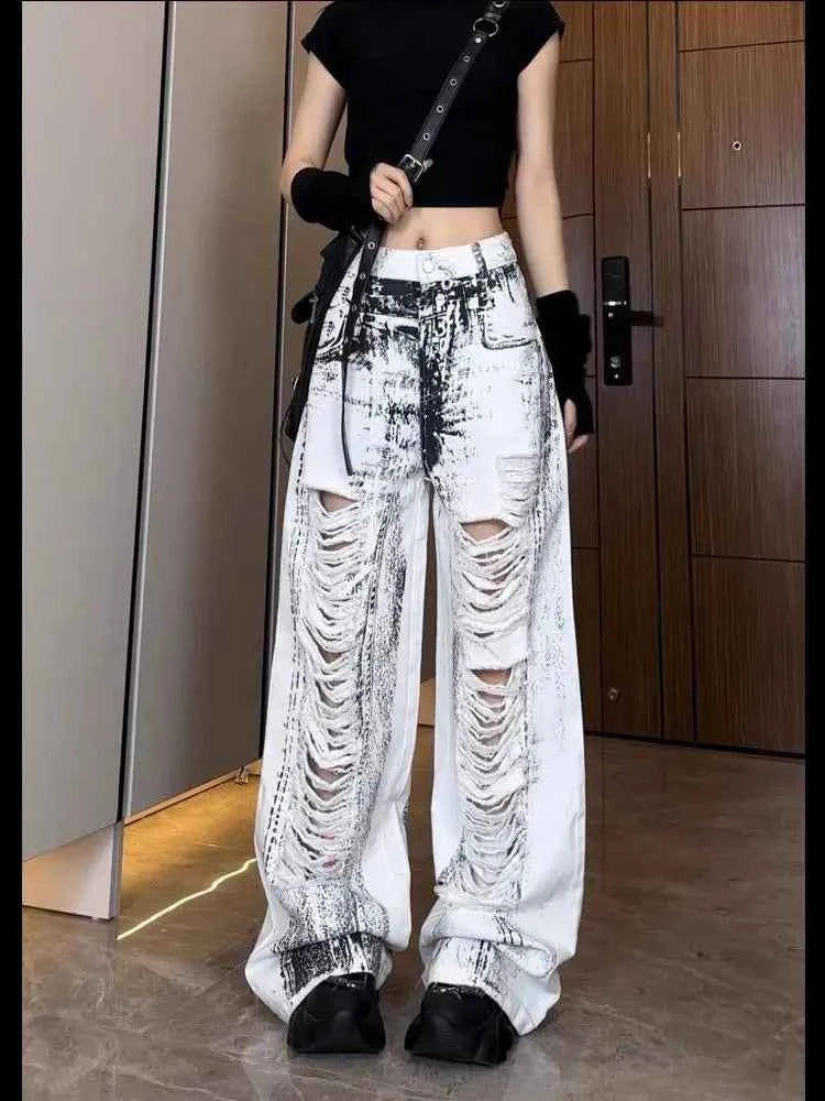 Vintage Women Streetware Ripped Denim Jeans