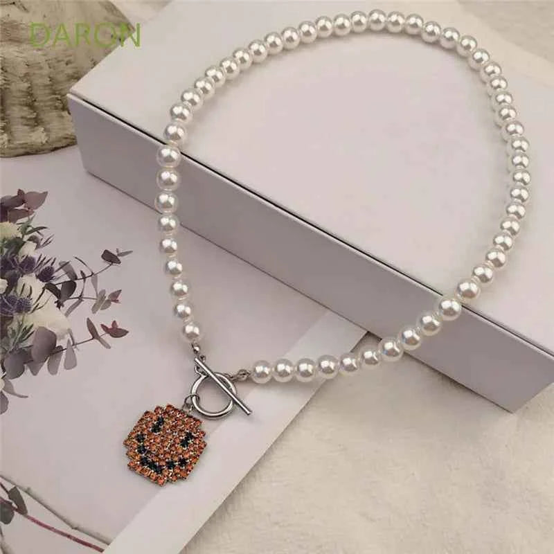 Rhinestone Smile Face Pearl Pendant Necklace