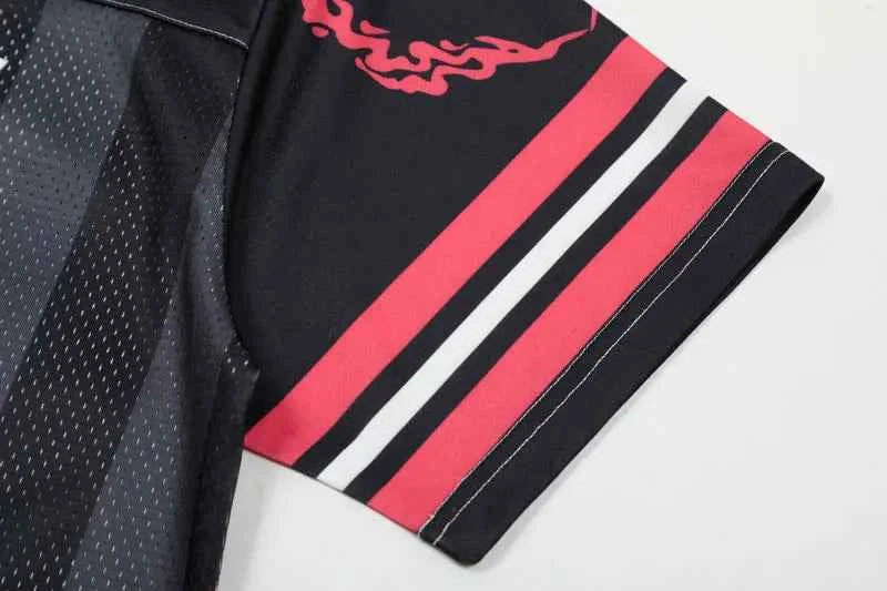 Retro Mesh Patchwork V-Neck Collar Graphic T-Shirt