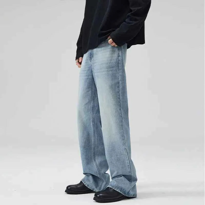 Comfort Slim Flared Light Blue Jeans