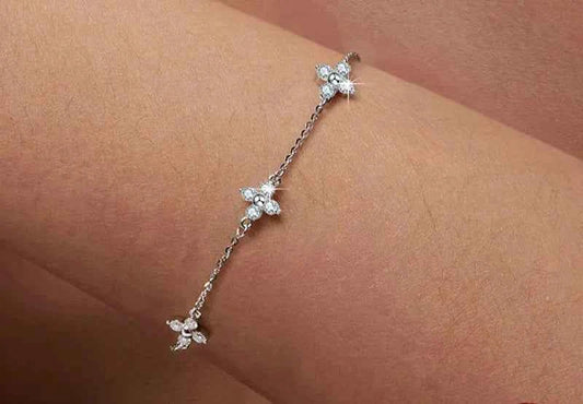 Cool Shiny Moissanite Flower Charm Bracelet