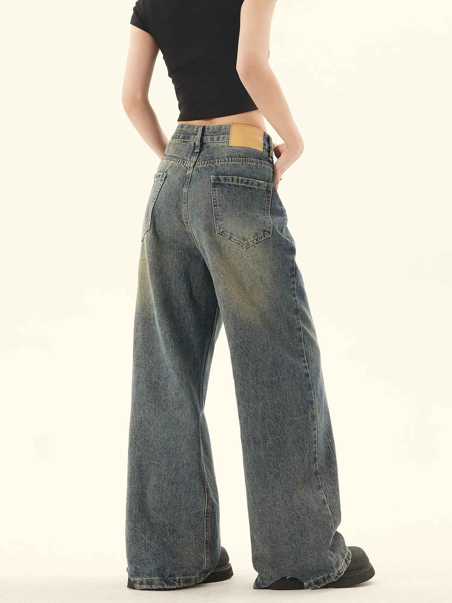 Gradual Change Washed Blue Jeans