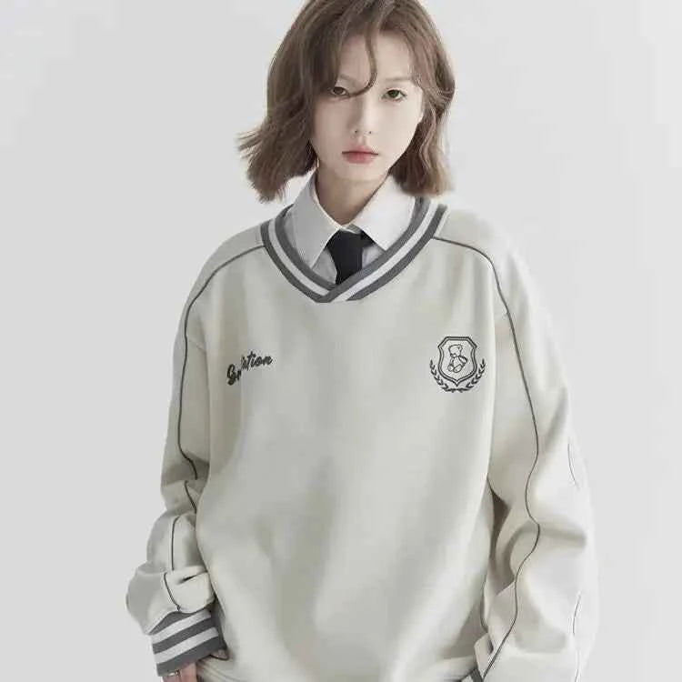 American Style Contrasting Color Retro V-Neck Sweatshirt