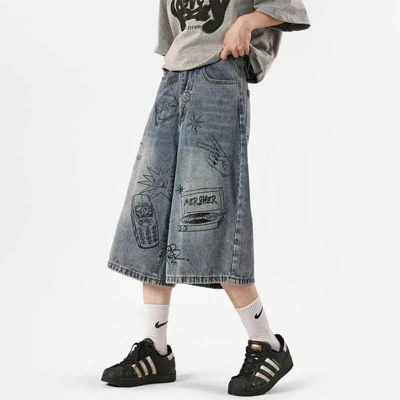 Cool Streetwear Graffiti Printed Loose Wide Leg Jorts