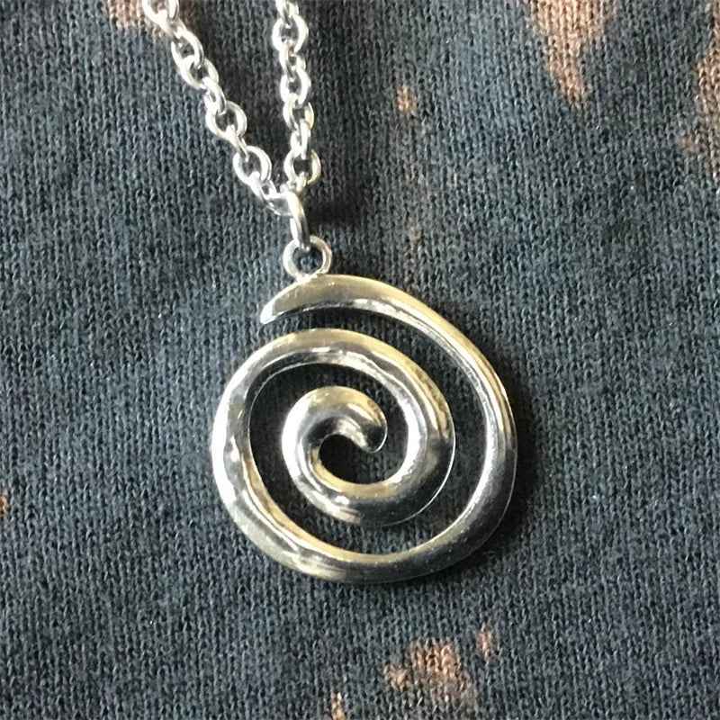 Retro Spiral Vortex Pendant Couple Necklace