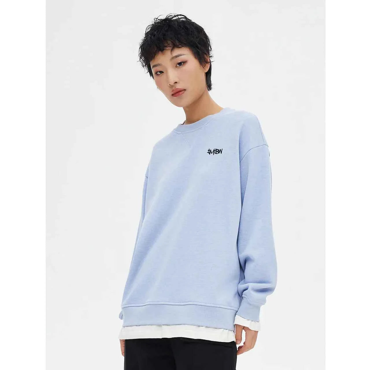 Comfortable Round Neck Embroidered Letter T-Shirt