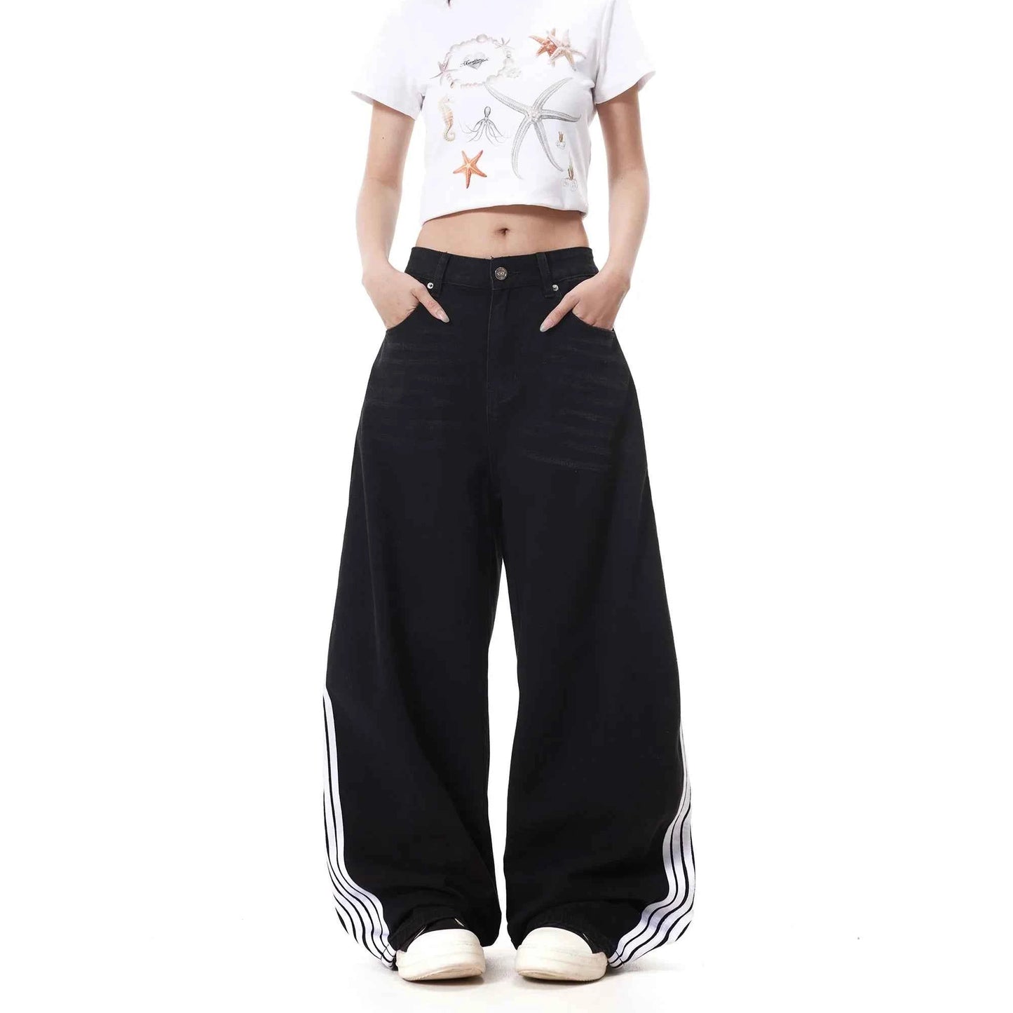 Black Baggy Arc Shaped Vertical Jeans