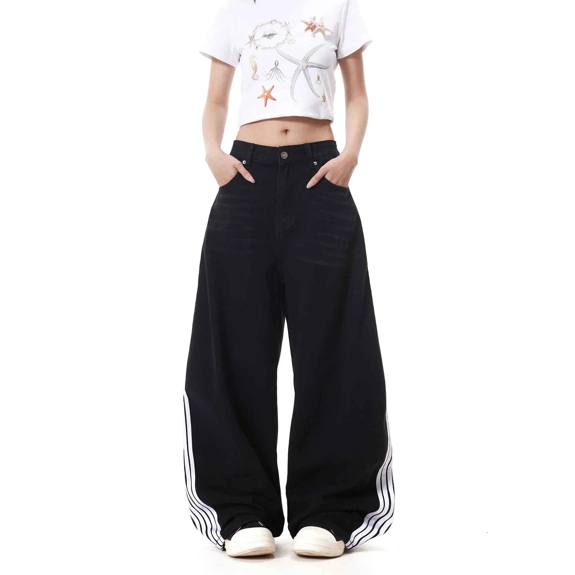 Black Baggy Arc Shaped Vertical Jeans
