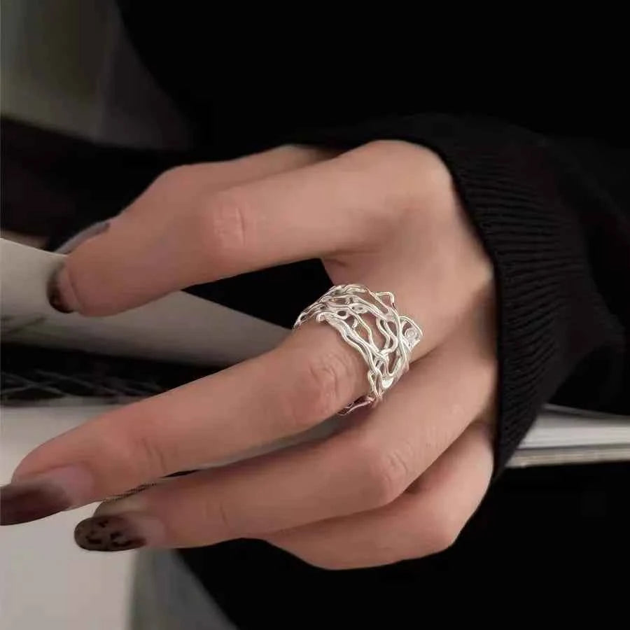 Aesthetic Creative Geometric Hollow Rings