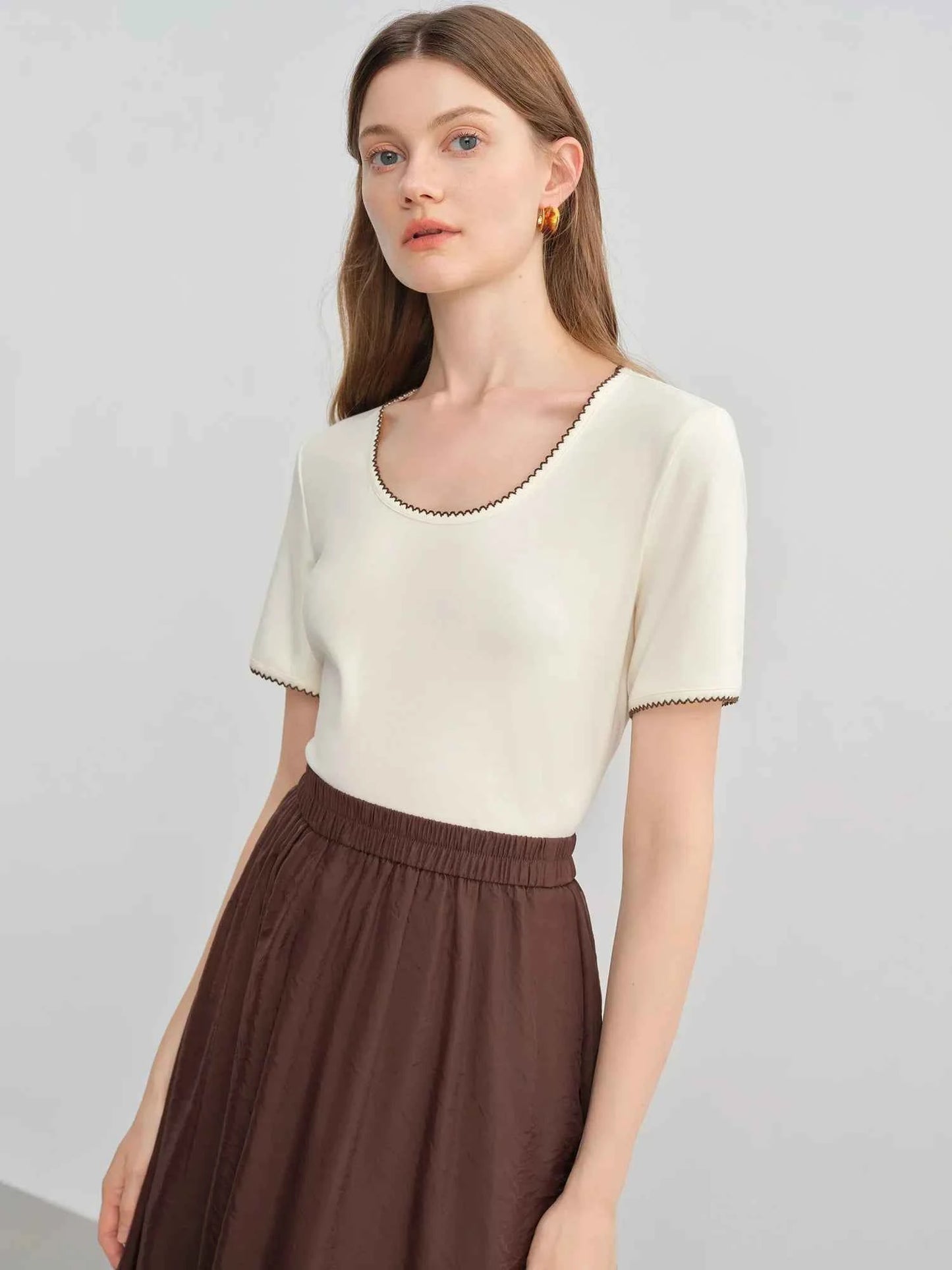 Embroidered Lace Contrast Color Short T-Shirt