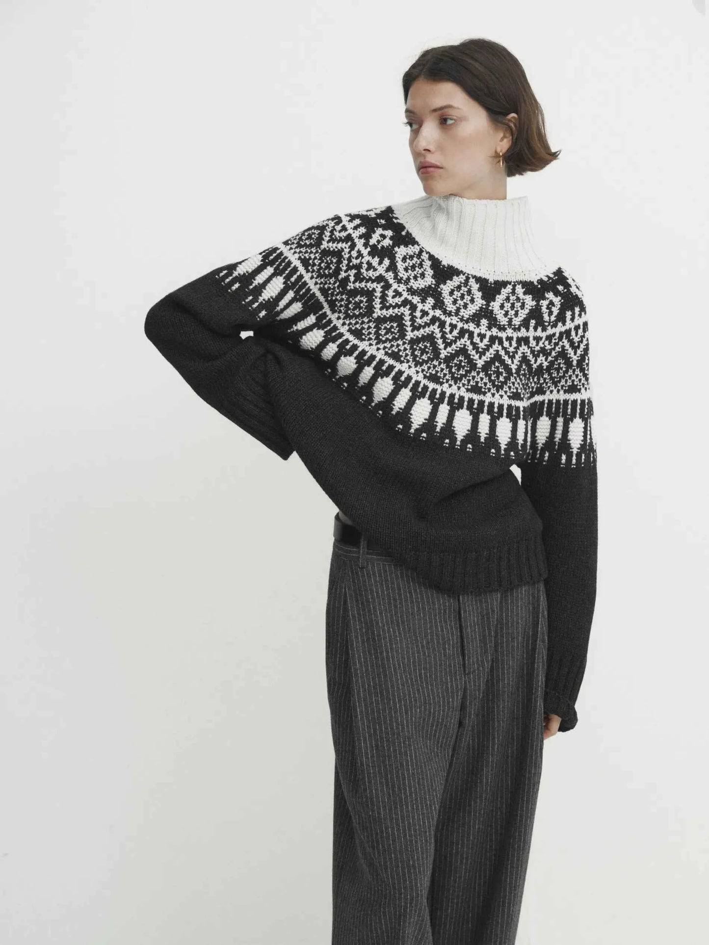 Classic Ethereal Spring Style Jacquard Turtleneck Sweater