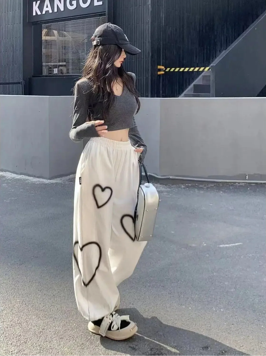 Sweet Dark Vintage Heart 3D Straight Pants - Luxuryurbanwear