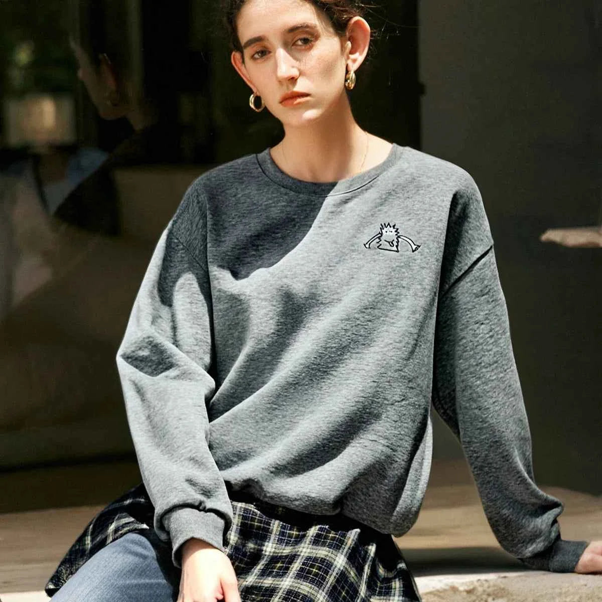 Gray Plaid Embroidered O-Neck Casual Sweatshirt
