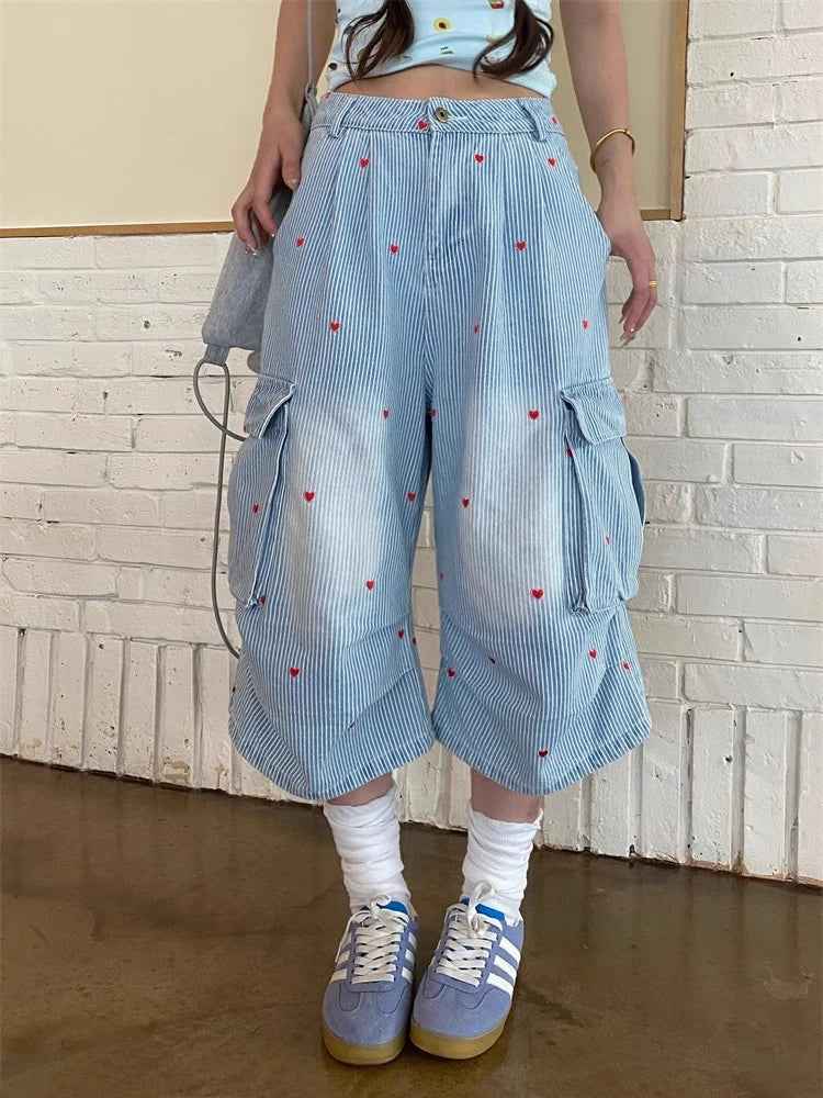Chic Striped Heart Embroidery Cargo Jorts - Baggy Wide-Leg Denim Shorts