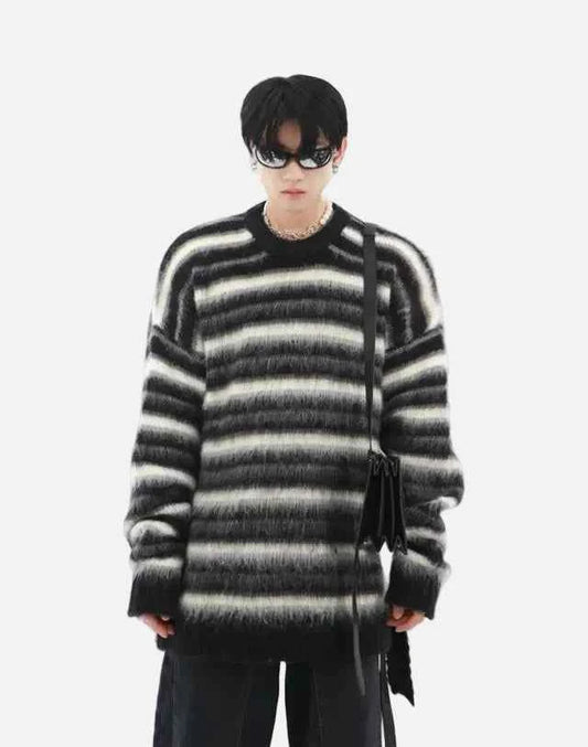 Versatile American Stripe Round Neck Sweater