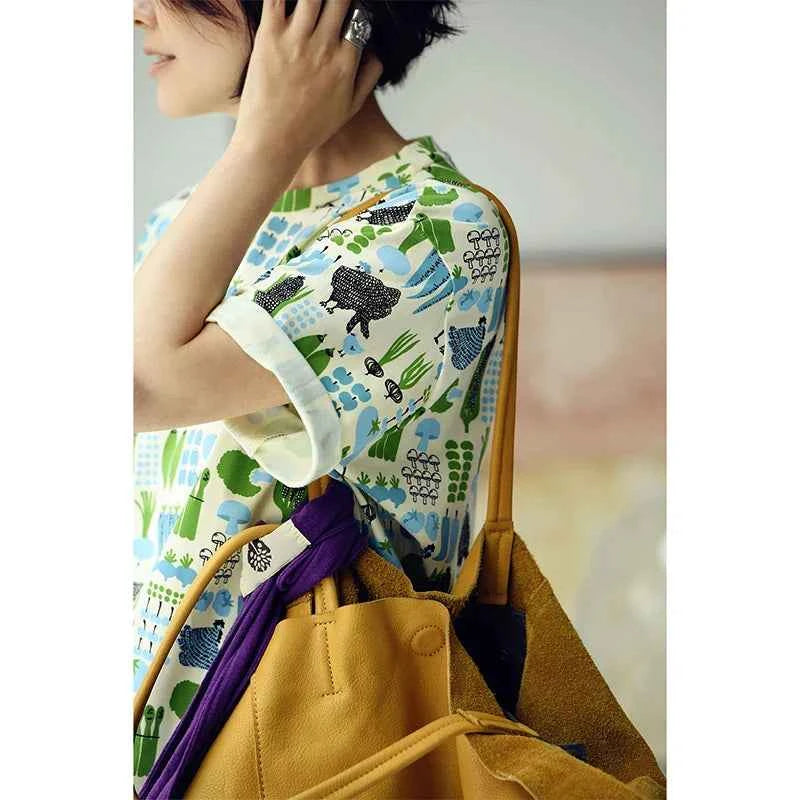 Fresh Literary Style Cartoon Print T-Shirt