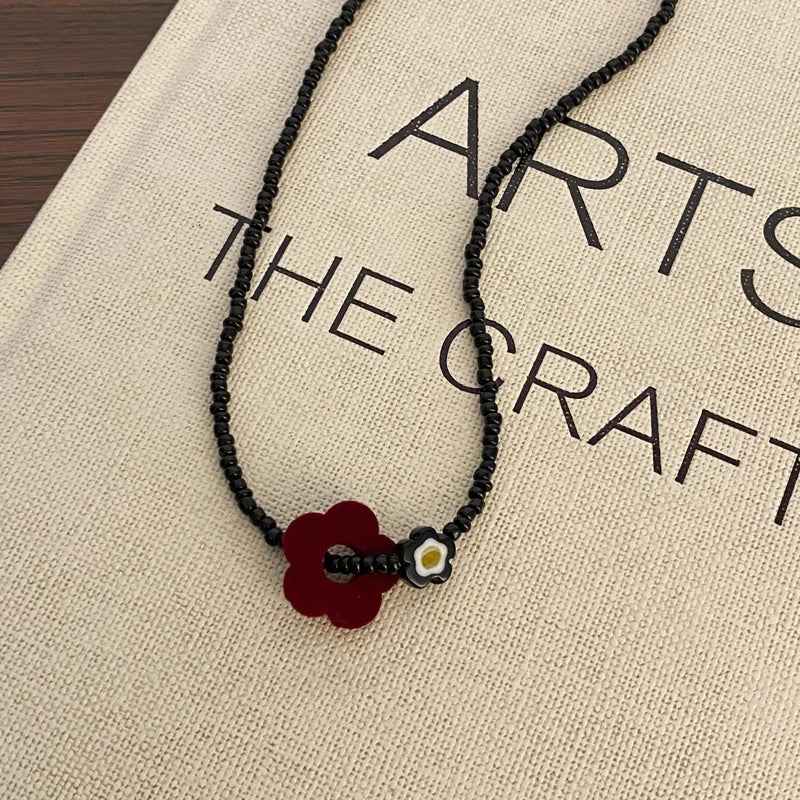 Stylish Beaded Flower Chain Choker Necklace