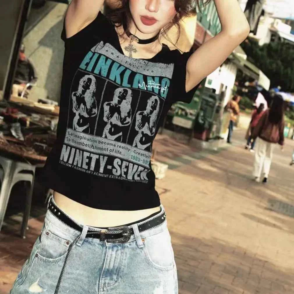Women Retro Slim Fit Black T-Shirt