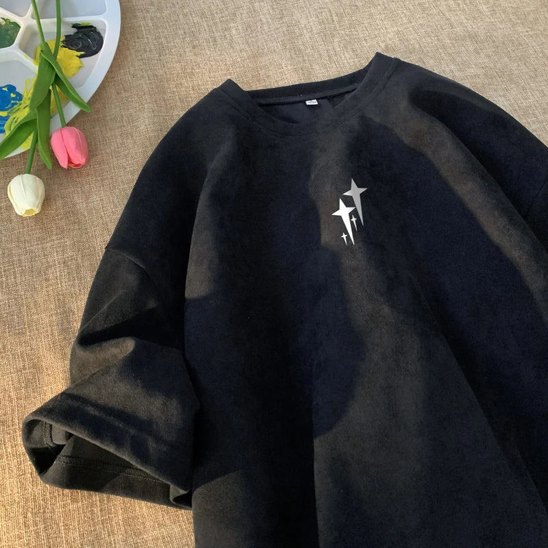 Knobby Star Graphic Crew Neck T-Shirt
