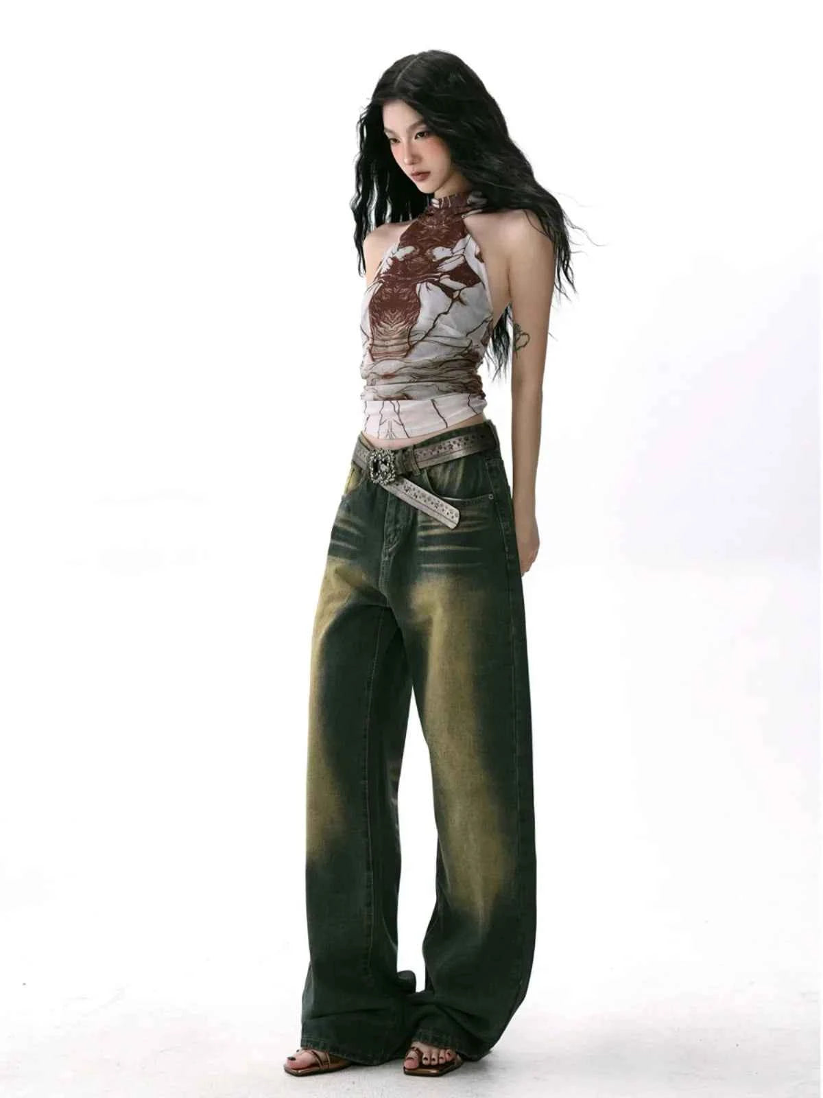 Sexy Graphic Print Sleeveless Crop T-Shirt
