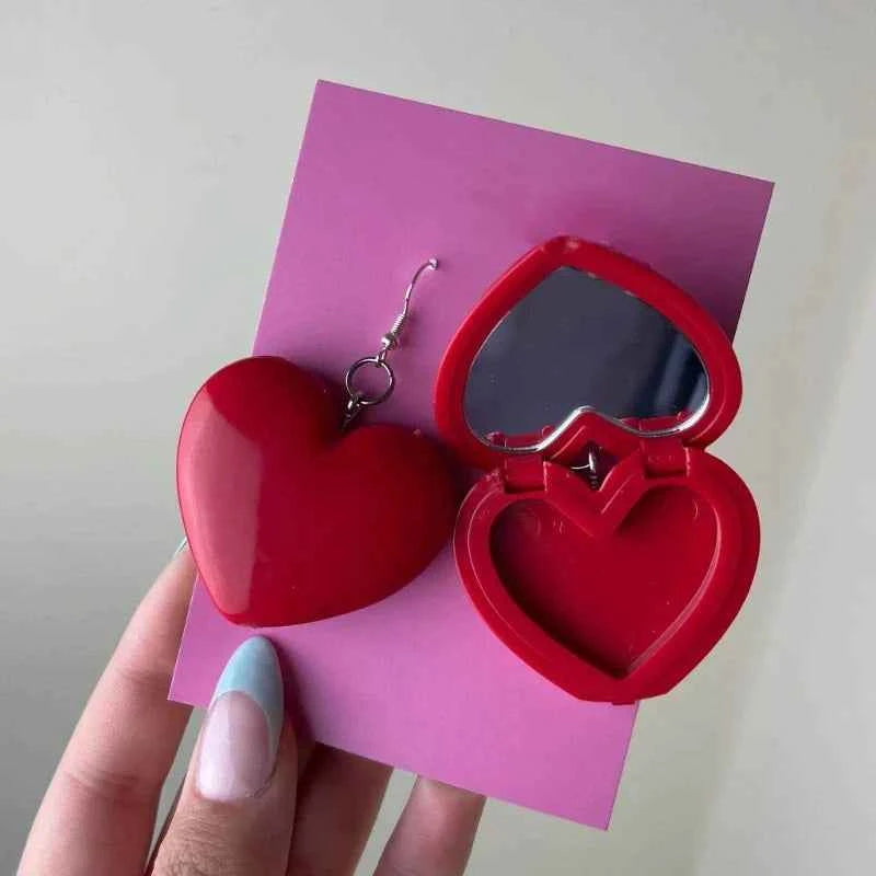 Heart Shaped Earring Mirror