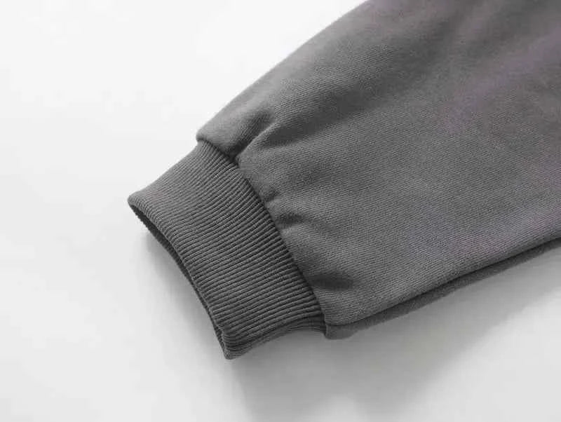 Sweat Rivet Detail