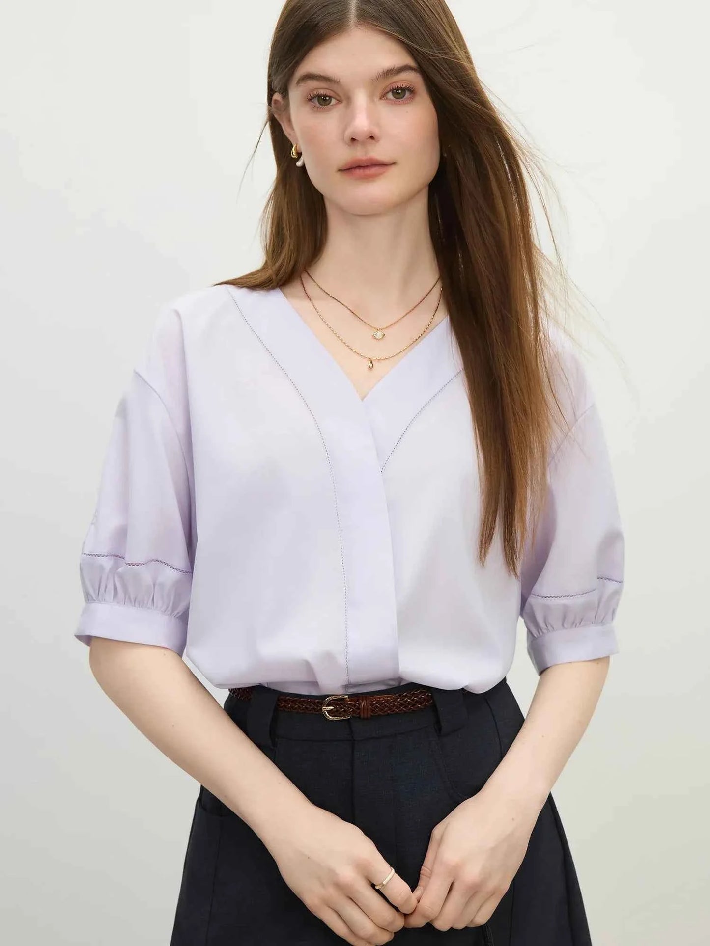 Women Classic Effortless Summer V-Neck Linen Shirt