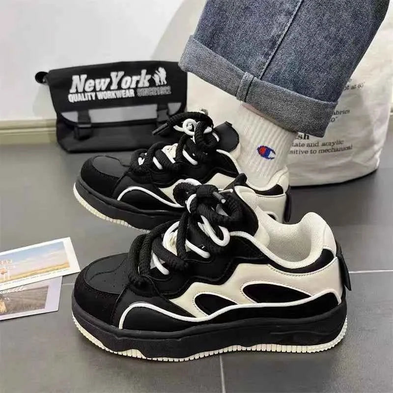 Thick Bottom Lightweight Black Retro Sneaker