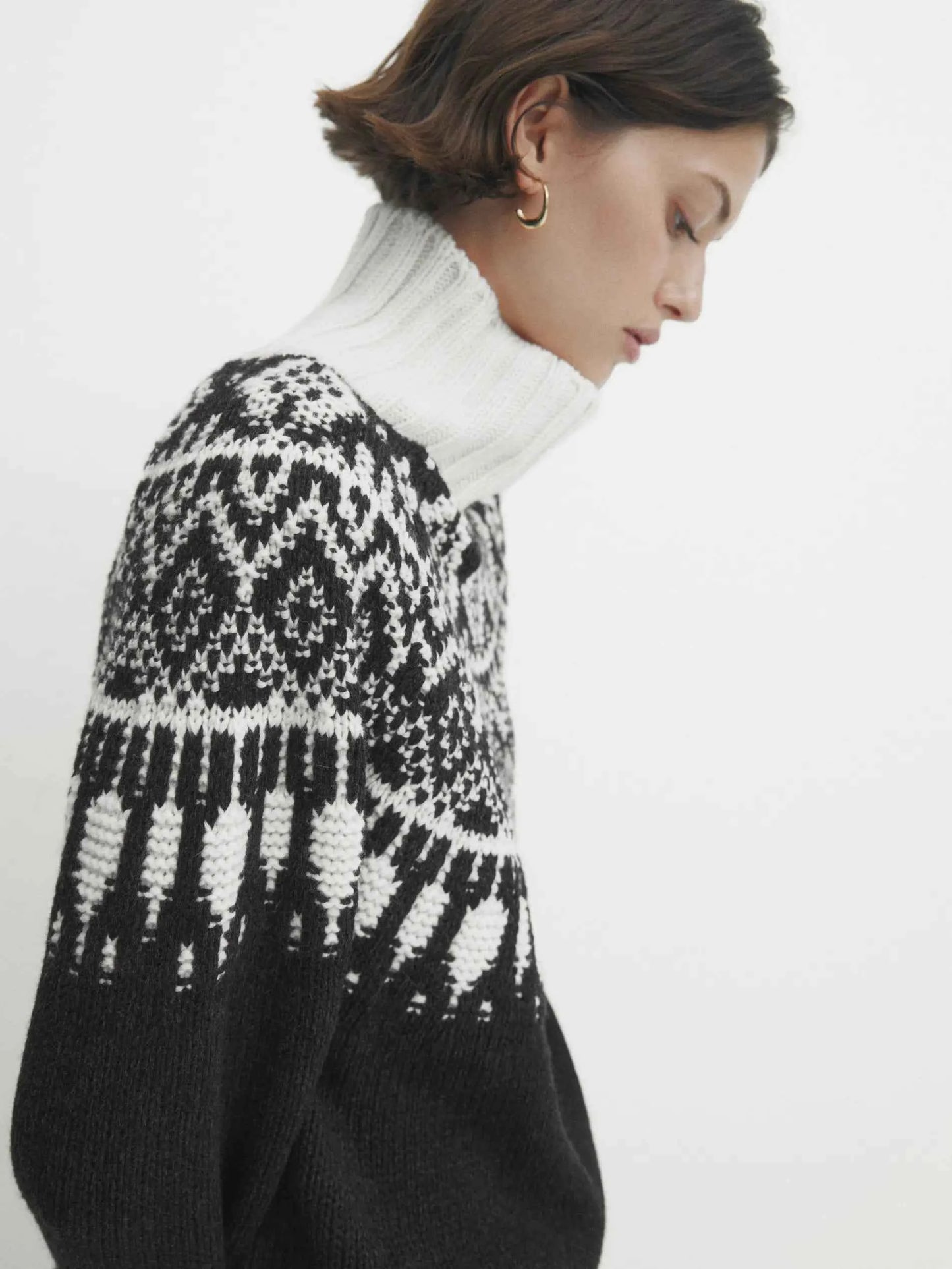 Classic Ethereal Spring Style Jacquard Turtleneck Sweater