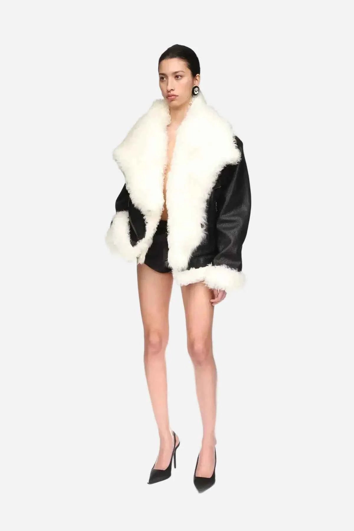 Luxurious High Quality Faux Fur PU Leather Jacket