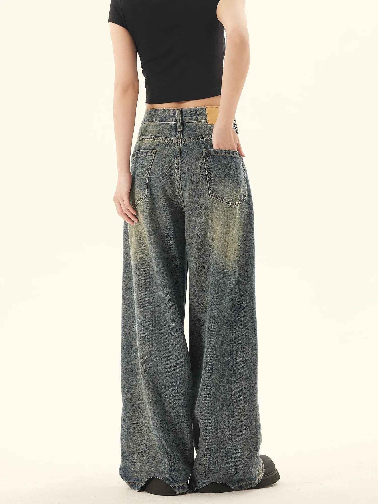 Gradual Change Washed Blue Jeans
